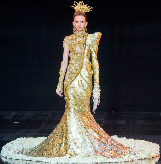 Роскошное платье Guo Pei 2016-2017