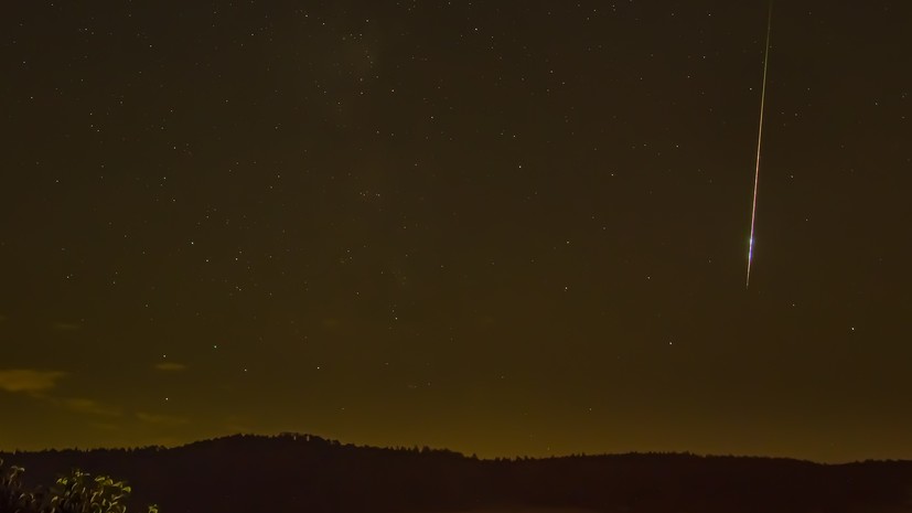 Астроном Иванов заявил, что яркая вспышка в небе в районе Сочи была болидом