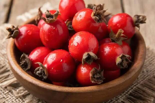 Роспотребнадзор назвал продукты, которые помогут укрепить иммунитет весной