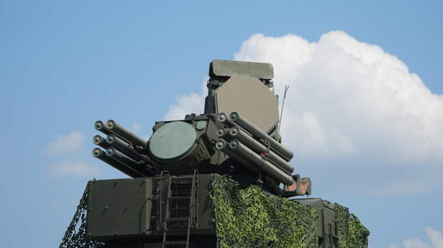 Силы ПВО сбили 12 украинских дронов над пятью регионами РФ