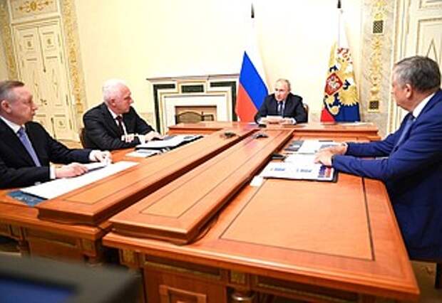 Совещание по вопросам развития Санкт-Петербургского транспортного узла.
