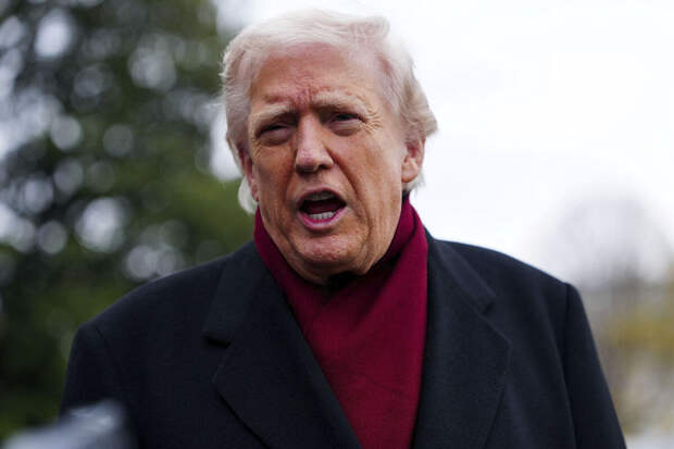 Трамп: сейчас не оснований думать, что Россия помогает Ирану