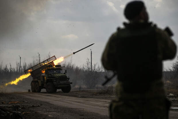 МО РФ: группировка "Днепр" нанесла поражение солдатам ВСУ в Херсонской области