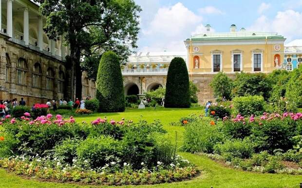 Холодная баня также известная как Агатовые комнаты. /Фото: ariananadia.livejournal.com