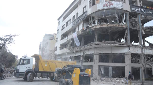 "Они – звери": Трамп не считает военным преступлением удары по гражданским объектам Ирана