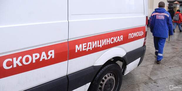 На Алтуфьевском шоссе из-за нарушения очередности проезда столкнулись две иномарки
