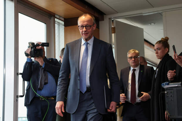 Германист заявил об обострении гонки за лидерство в ЕС на фоне войны в Иране