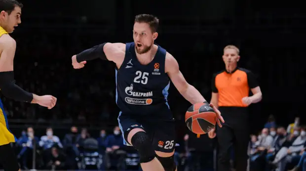 «Зенит» победил «Маккаби» в матче баскетбольной Евролиги