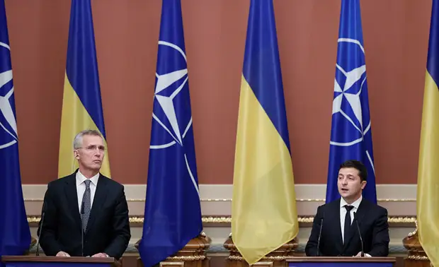 «Стратегии не имеют смысла, пока в стране царит хаос»: зачем Украина создаёт институт «почётных амбассадоров»