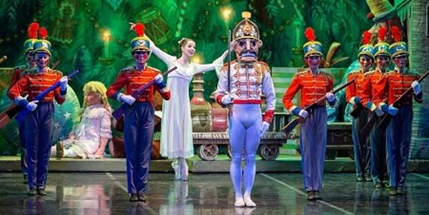 Зачем на «Щелкунчика» ломятся люди, которым он совершенно не нужен?