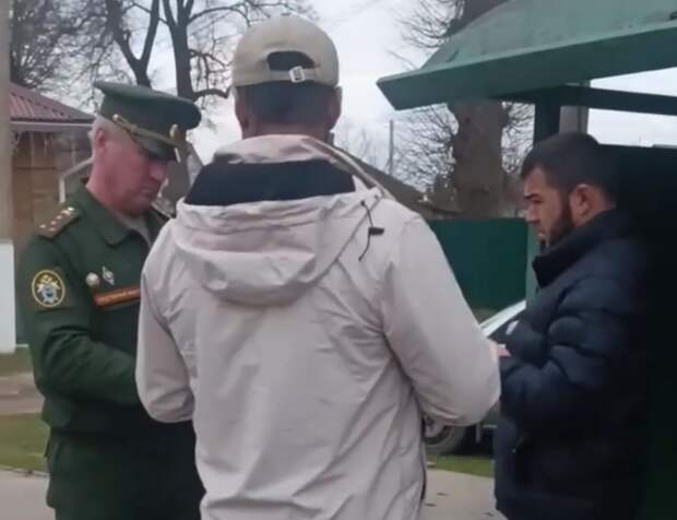 В Жукове 10 новых граждан проверили на постановку на воинский учёт