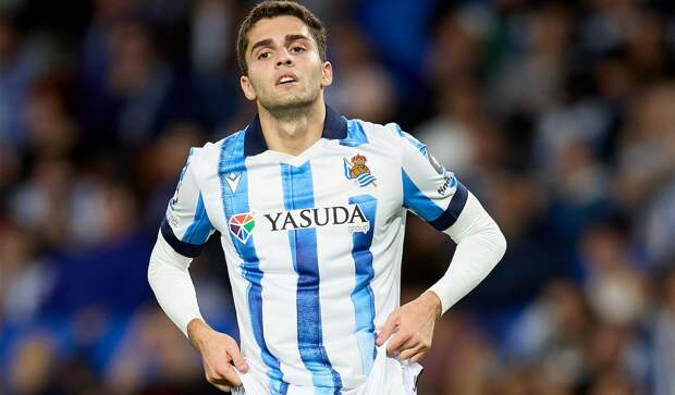 «Реал Сосьедад» проиграл «Вильярреалу» в матче Ла Лиги. Захарян вышел на поле в концовке встречи