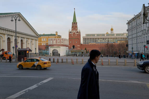 Москвичам назвали срок возвращения нормальной погоды
