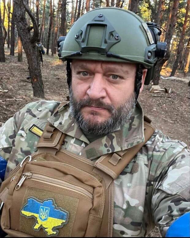 Харьков, 11 октября. В городе тихо. Очередной блэкаут, случившийся накануне из-за ракетного удара ВКС...