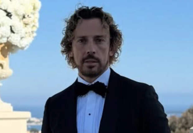 "Если бы люкс был человеком". В сети обсуждают "образ жениха" Максима Галкина* со свадьбы в Каннах