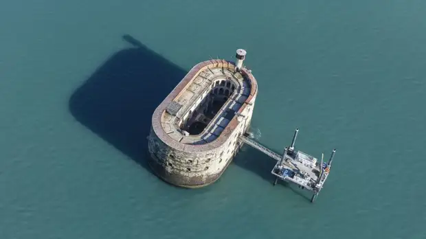 За каменной стеной: тест RT о крепостях России и мира