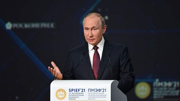 Путин прокомментировал критику Дерипаски в адрес ЦБ 