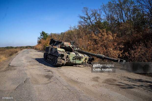 САУ M109 ВСУ приуныла на дороге в Харьковской области