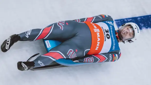 Саночник Павличенко победил в спринте на этапе Кубка мира в Австрии