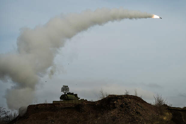 Еще три беспилотника сбили на подлете к Москве