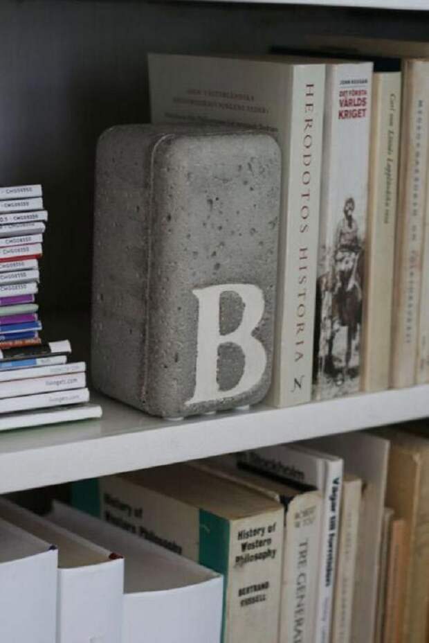 держатель книг