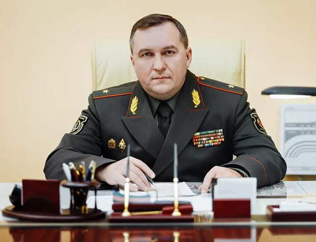 По видимому Россия определилась с кандидатом на смену Лукашенко. Министр обороны Белоруссии едет в Москву