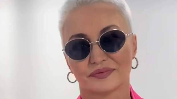 Катя Лель готовится к паломничеству