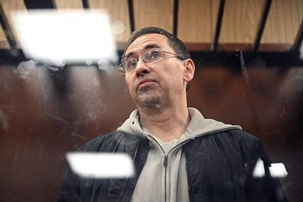 В Москве суд арестовал журналиста «Новой газеты» Ролдугина до 10 мая