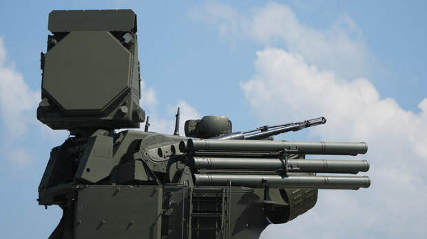 Силы ПВО сбили 14 дронов в небе над Севастополем