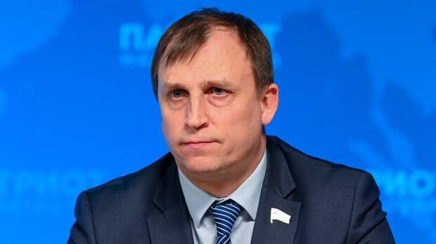 Глава СОЦПРОФ Вострецов преподал урок истории посетившей Киев главе МИД ФРГ Бербок