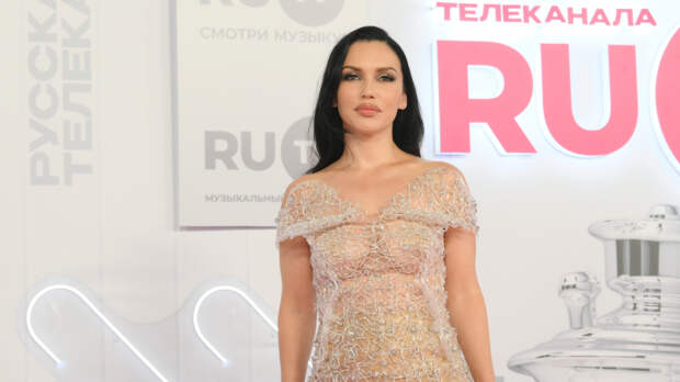 Серябкина назвала любимые закуски россиян «хрючевом»: Илья Гуров объяснил это пиаром перед шоу