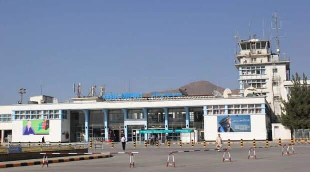 США закрыли аэропорт Кабула для граждан Афганистана