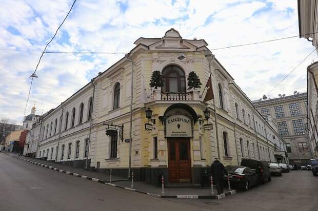 Фасад здания знаменитых московских бань. /Фото: um.mos.ru
