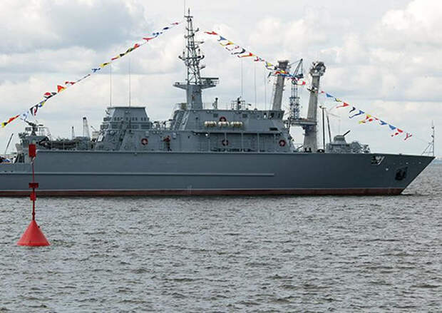 Экипаж новейшего тральщика «Пётр Ильичёв», построенного для Тихоокеанского флота, заселился на корабль
