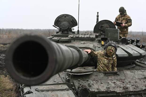 В США заявили о «не имеющих шансов на победу» российских Т-72Б3М