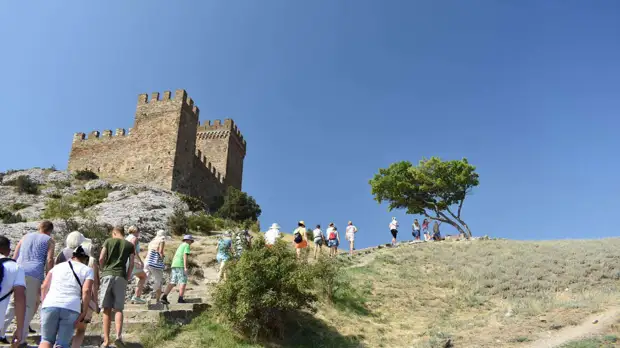 Опрос: 20% россиян не планируют отправляться в отпуск летом