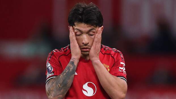 «Манчестер Юнайтед» дома проиграл «Лидсу» в матче АПЛ