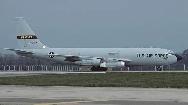 Вестник бури: «ядерный нюхач» ВВС США прибыл в Великобританию