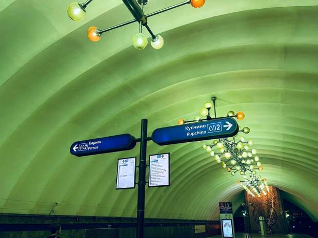 В метро Петербурга начнут ходить 90 новых «Балтийцев-2» с дисплеем в окне