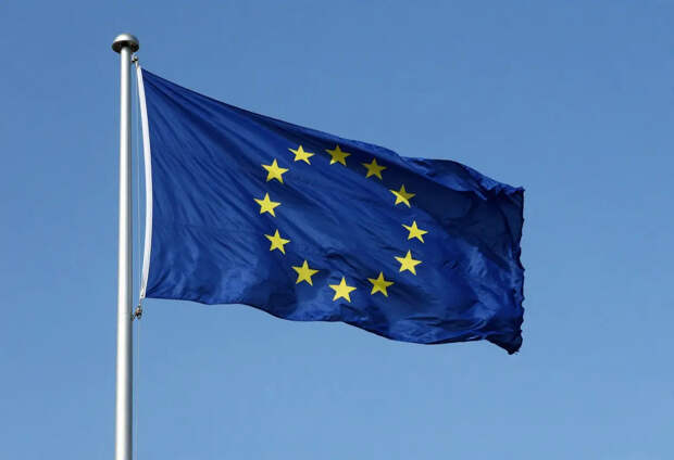 Политолог Робертс объяснил желание Европы помириться с Россией