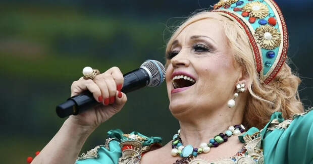 Продюсер объяснил отмену стадионного концерта Кадышевой