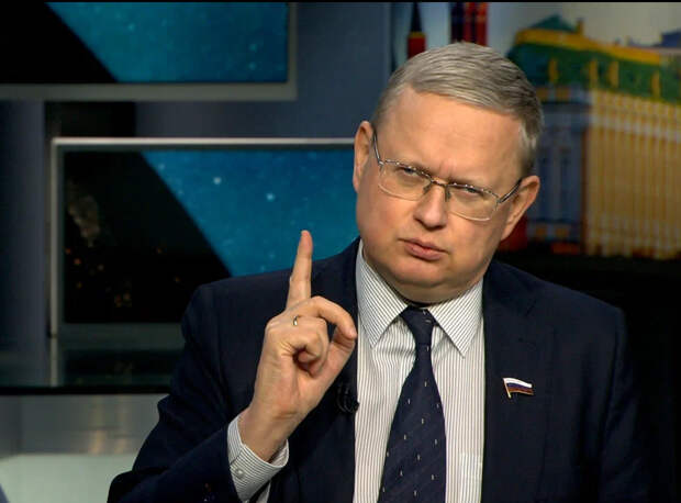 Драматический призыв Делягина: ЦБ губит экономику, игнорируя нужды фронта