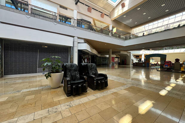 78.ru: в Петербурге медики не спасли юношу, которого жестоко задержали в ТЦ