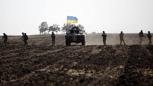 Солдаты ВСУ на востоке Украины. Архивное фото. Солдаты ВСУ на востоке Украины. Архивное фото.