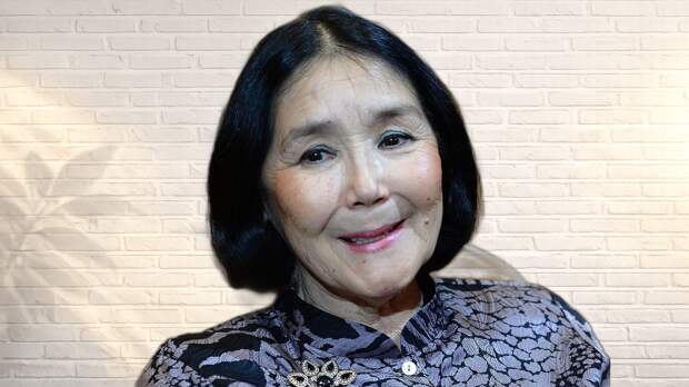 «Ей всегда хотелось тишины»: как 79-летняя Наталия Аринбасарова живёт в доме сына Егора Кончаловского и его семьи