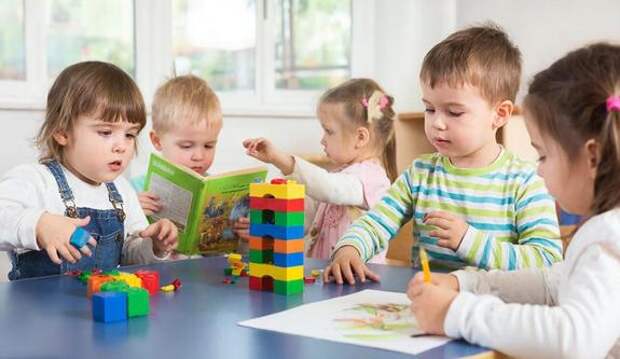 Журналист Марина Ахмедова — о компенсации родителям за отсутствие мест в садах: «Наши пособия — это не способ „заработать“, это еда для ребенка»