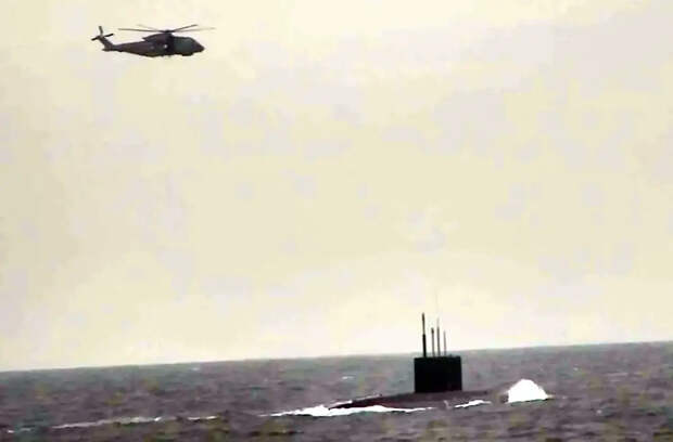 ВМС Великобритании отслеживали передвижение подлодки ЧФ ВМФ РФ якобы в британских территориальных водах