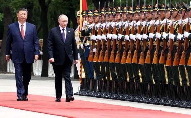 Аналитик Пиллсбери: дружеские объятия Путина и Си стали для США кошмаром