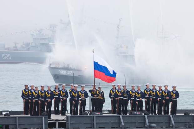 В Генштабе рассказали, на что способен ЧФ России Начальник Генштаба рассказал, на что способен Черноморский флот России