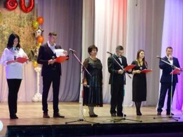 Школа № 2 города Невьянска отпраздновала юбилей